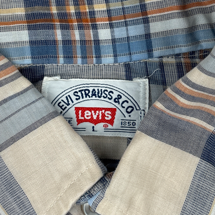 Levis