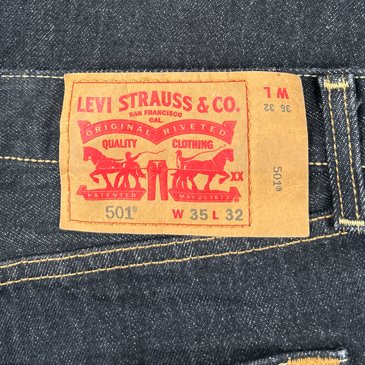 Levis