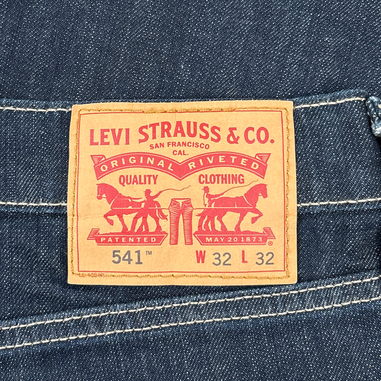 Levis