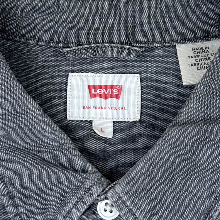 Levis