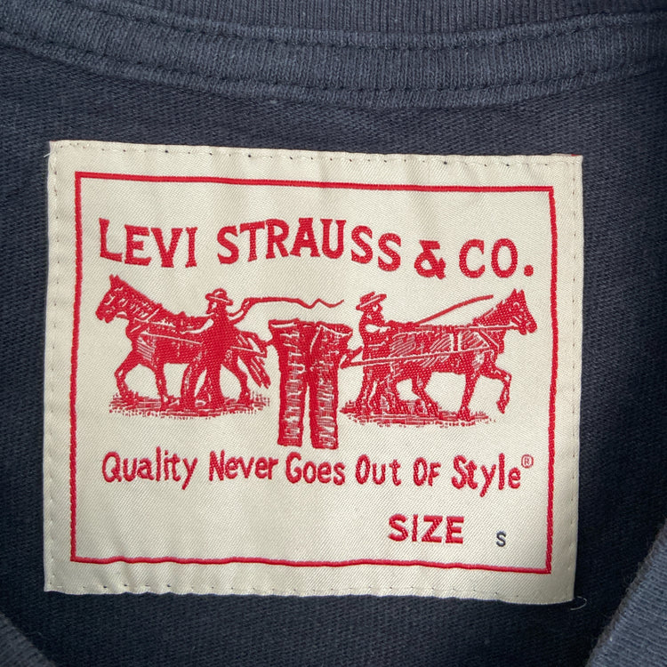 Levis