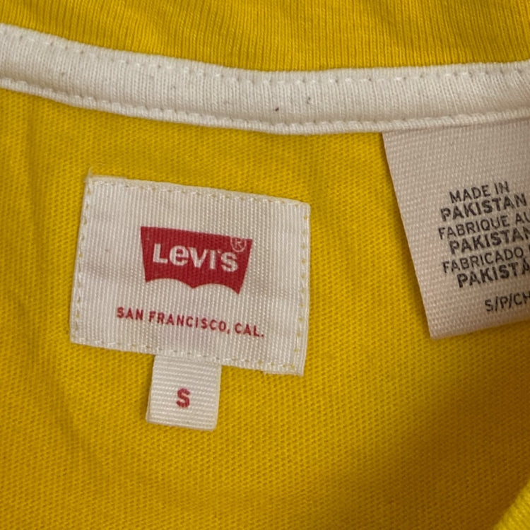 Levis