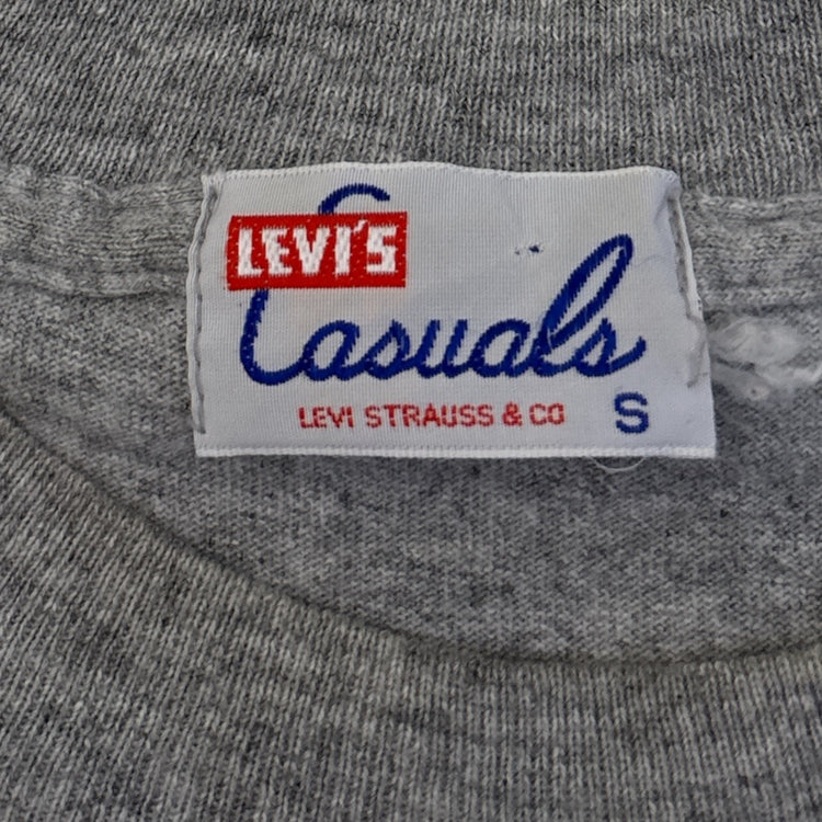 Levis