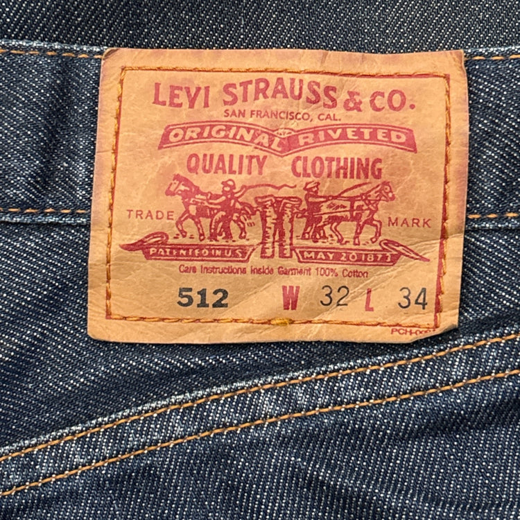 Levis