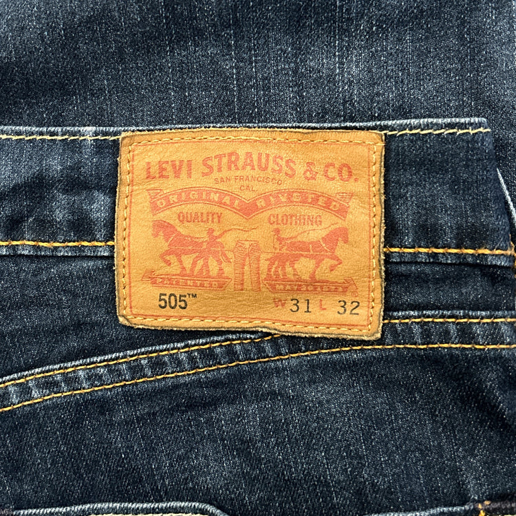 Levis