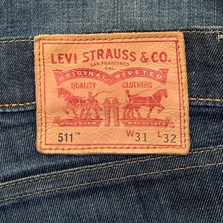 Levis