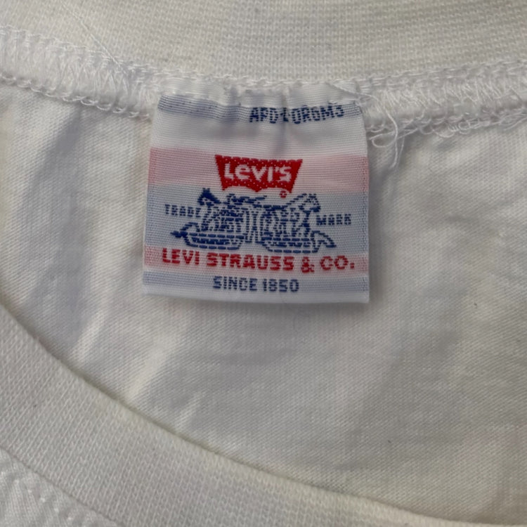 Levis