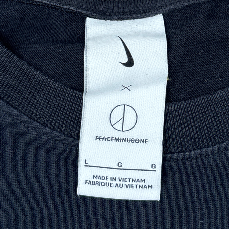 Nike x Peaceminusone