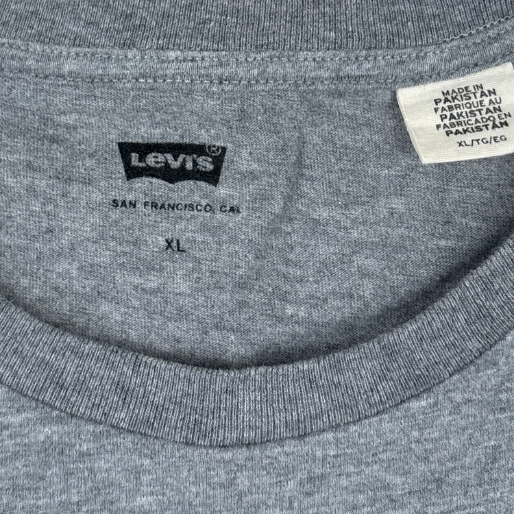 Levis