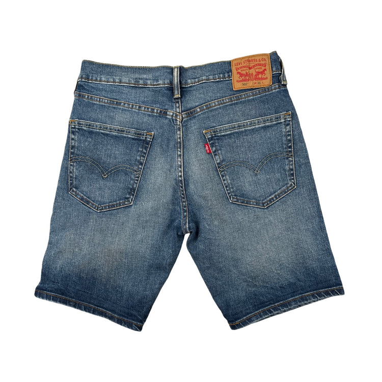 Levis