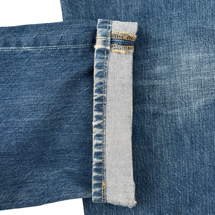 Levis