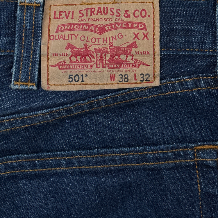 Levis