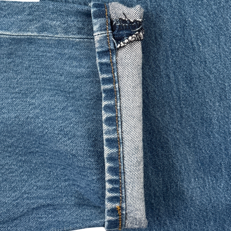 Levis