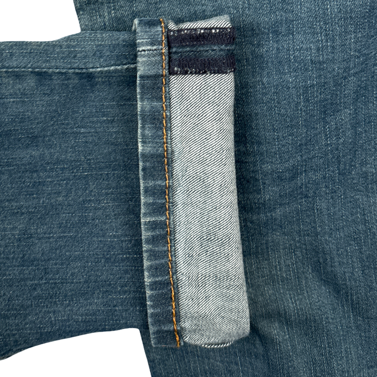 Levis