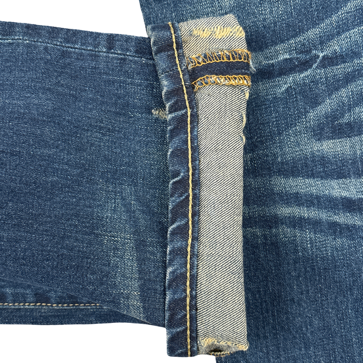 Levis
