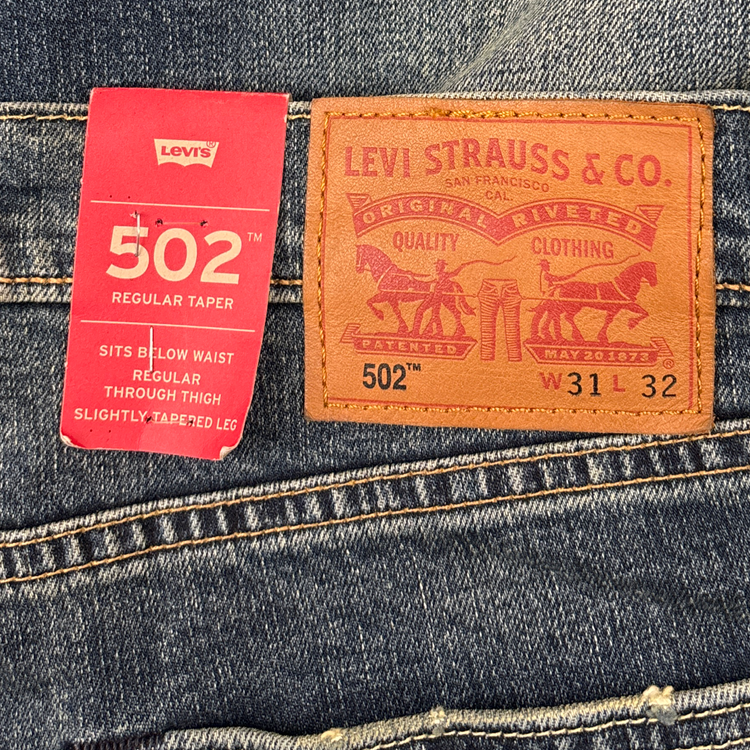 Levis