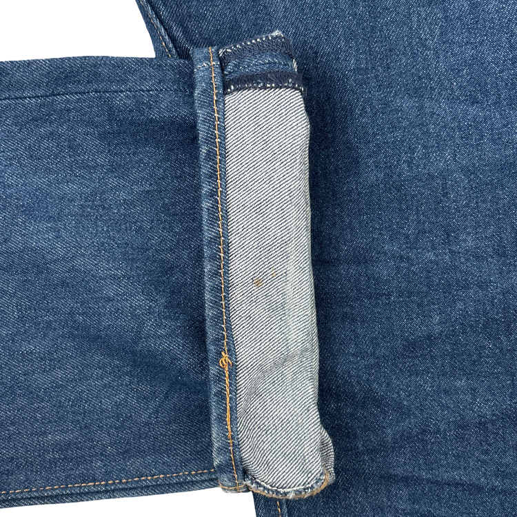 Levis