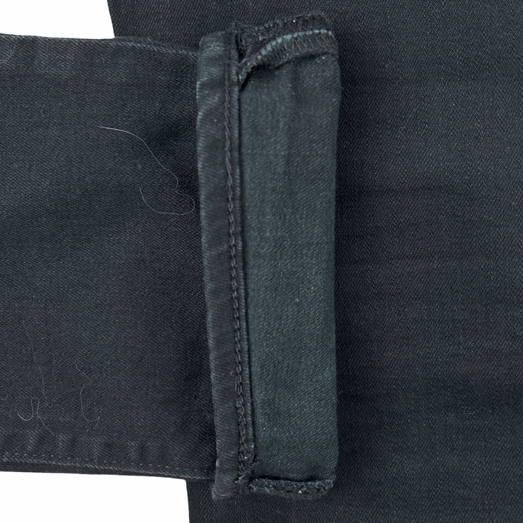Levis