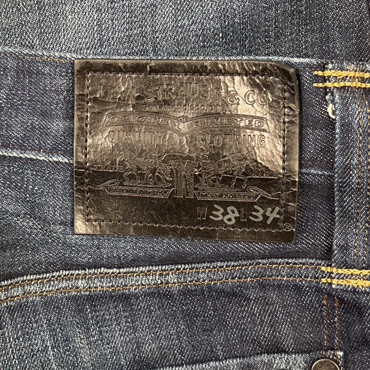 Levis