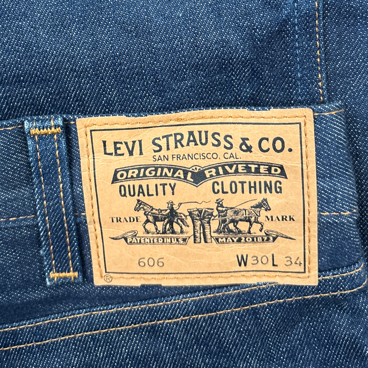 Levis