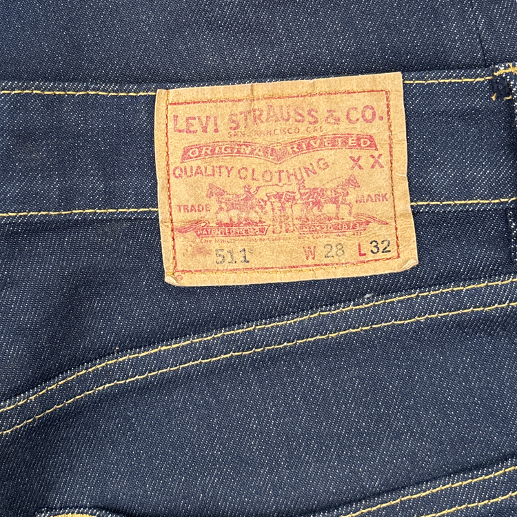 Levis