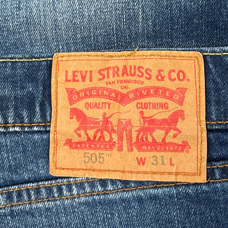 Levis