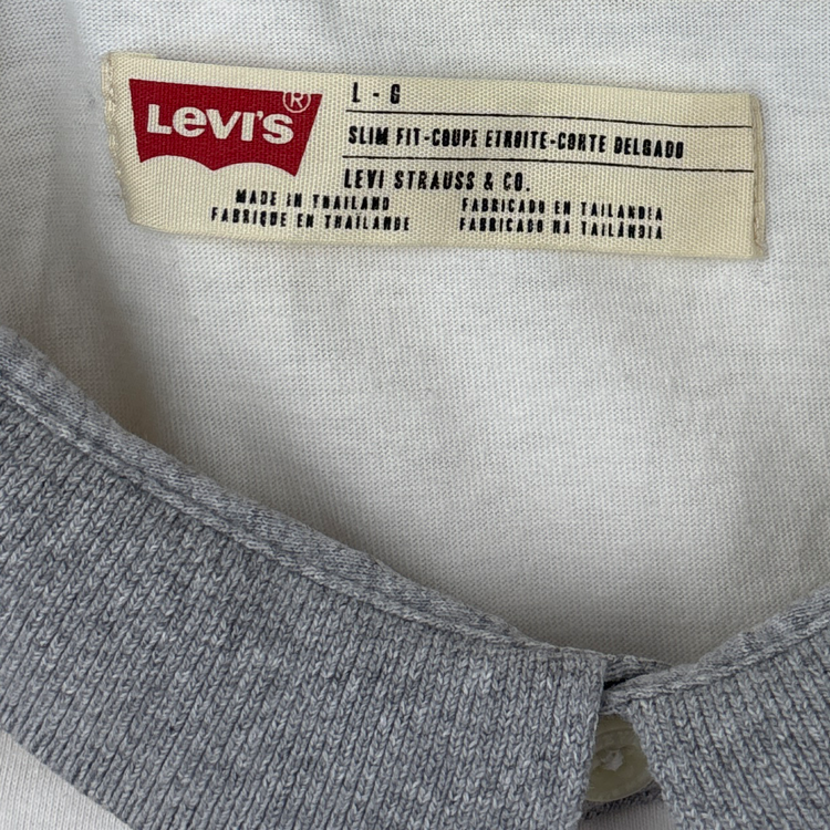 Levis
