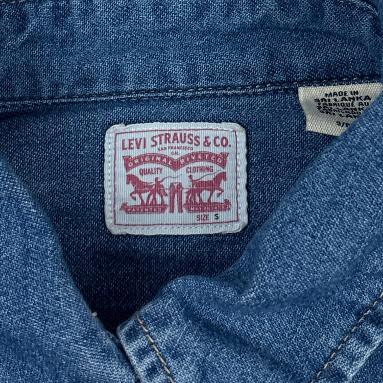 Levis