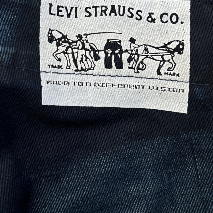 Levis