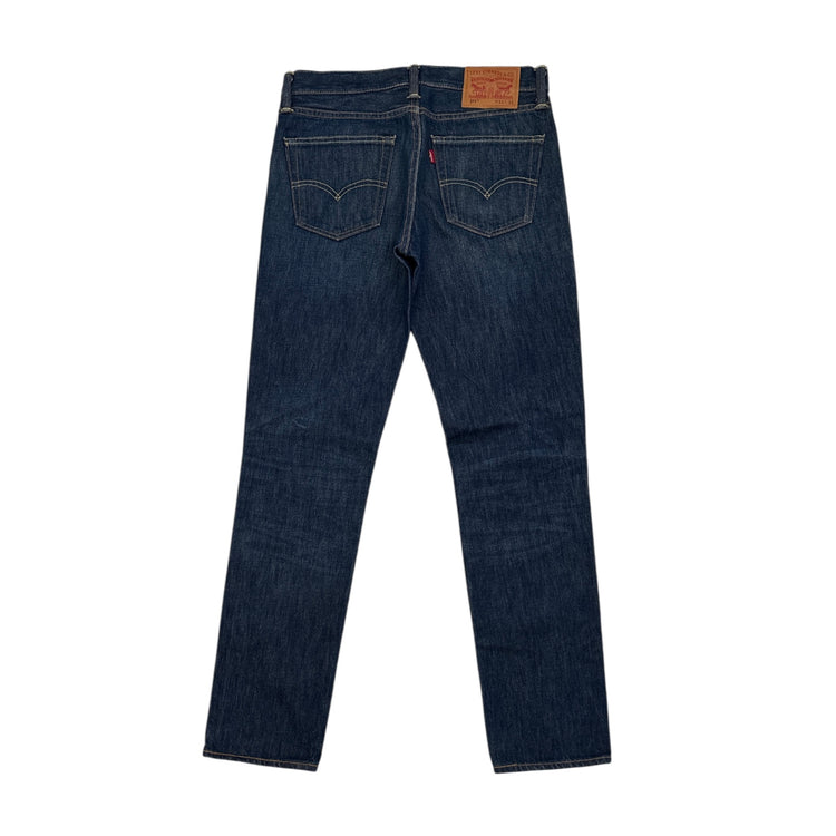 Levis