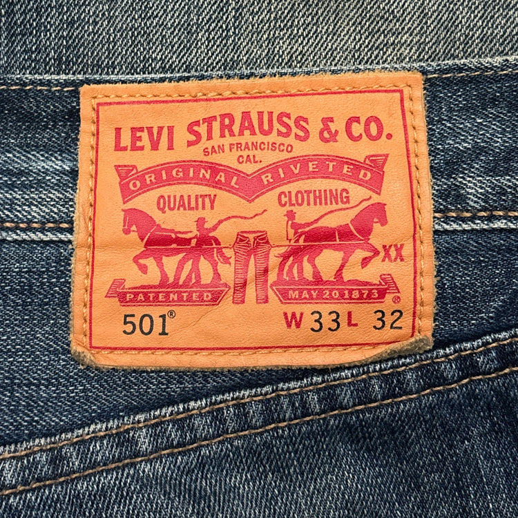 Levis