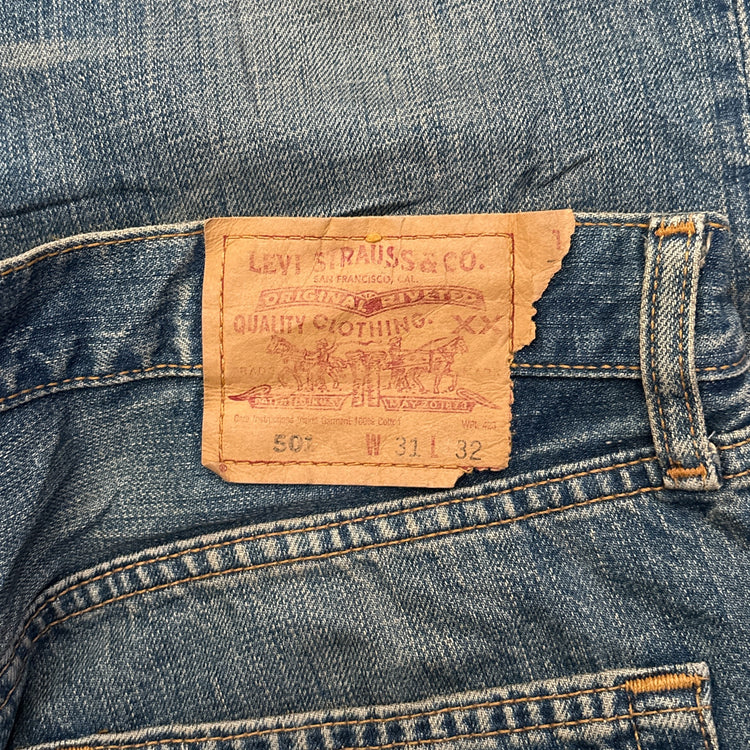 Levis