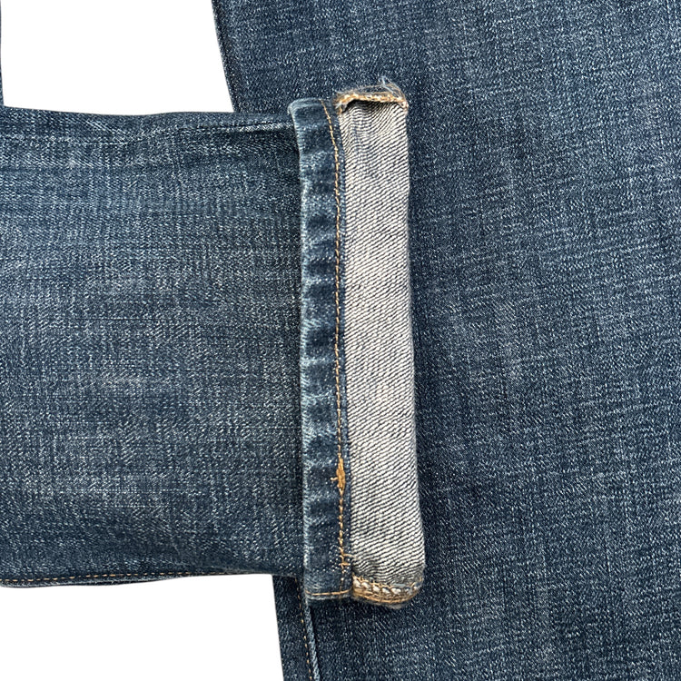 Levis