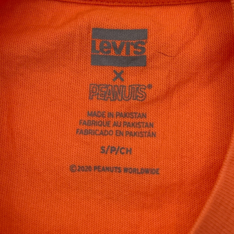 Levis