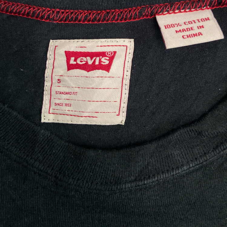 Levis